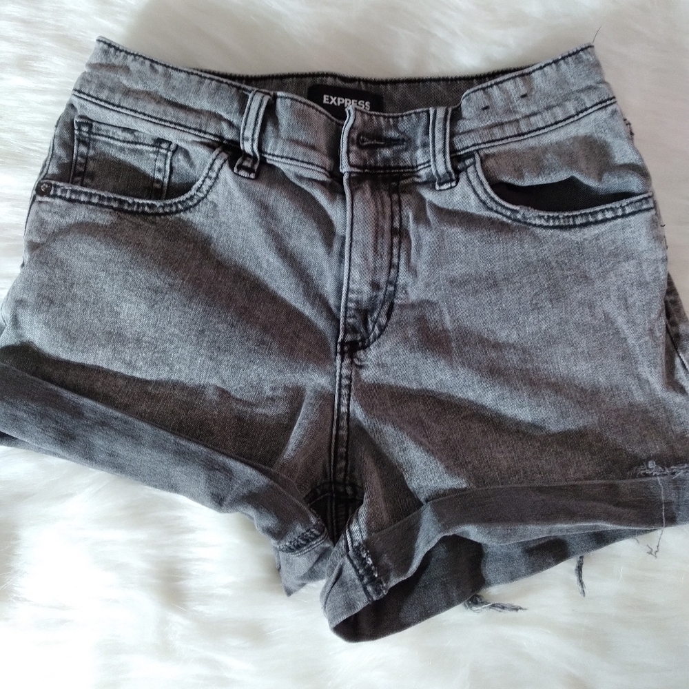 Express jean shortie shorts black